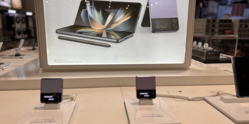 갤럭시 Z플립4 자급제 그라파이트 512G 코스트코 할인 가격 정리